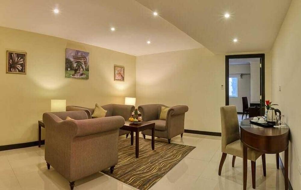 עמאן Carnival Hotel מראה חיצוני תמונה